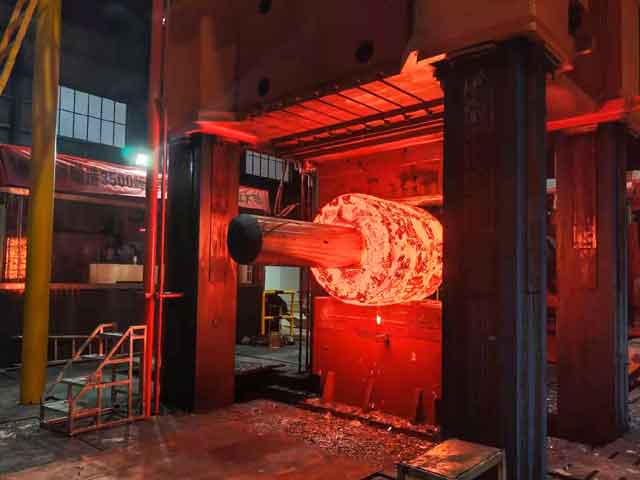 large hollow tube forgings hollow forging process